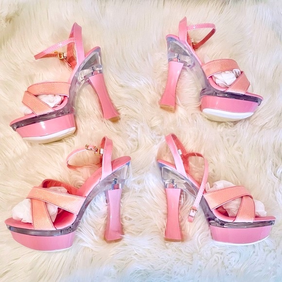 NWT Barbie pink princess glass Cinderella slippers platform heels (7.5/88.5)HP🎉 - Picture 16 of 16